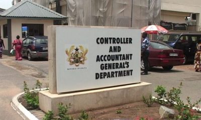 Controller Withholds January Salaries of 2,563 Government Workers